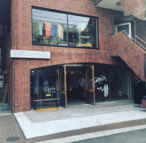 100人に変やと言われても、その100人が変なのかもよ？